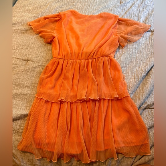 Orange ruffle tiered mini dress - Picture 4 of 6